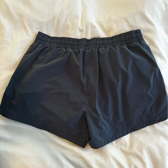 Peloton athletic shorts, slate blue, size L - Picture 2 of 3